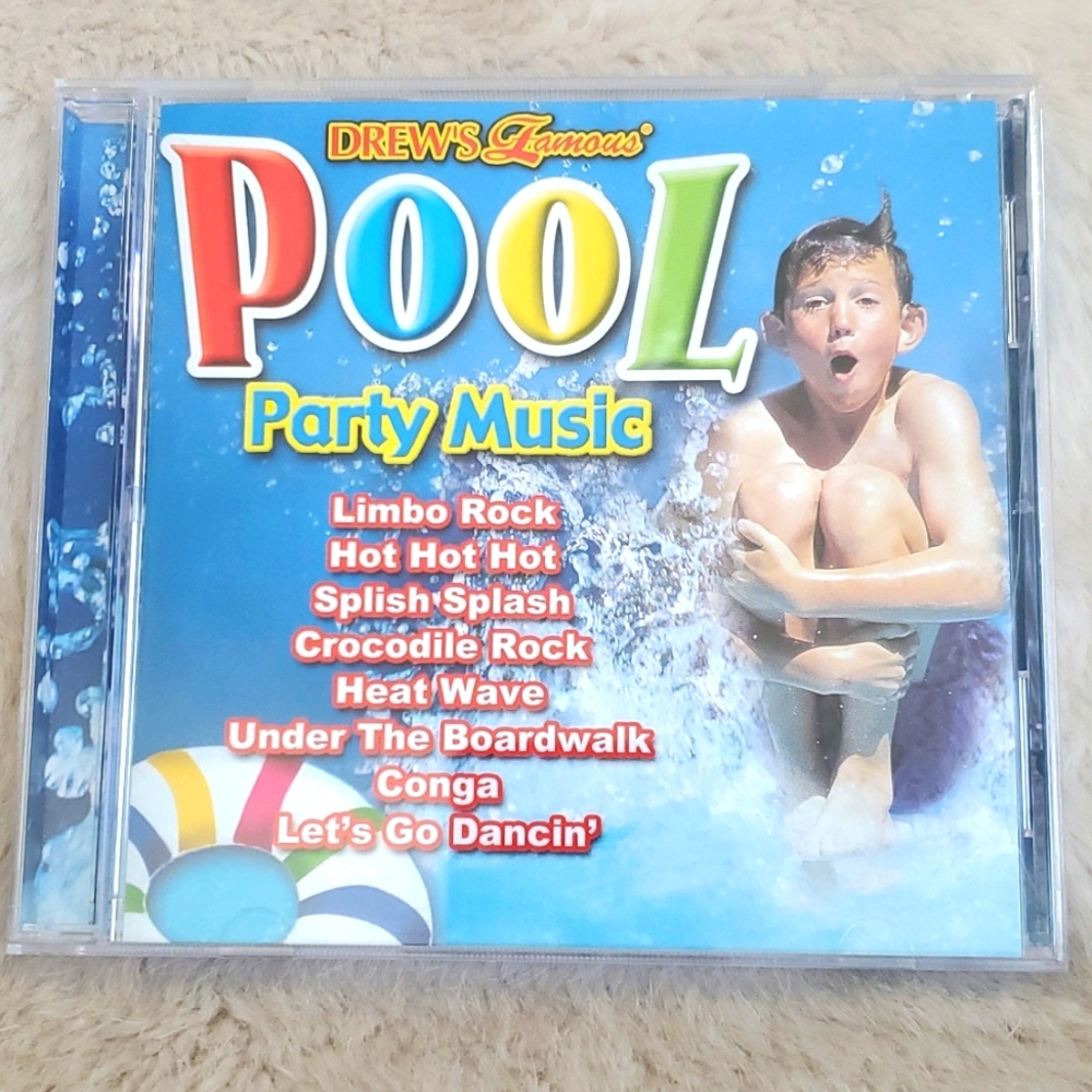 CD, Pool Party